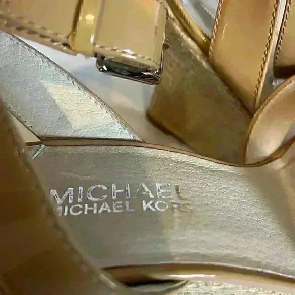 Michael Kors Women's Tan Espadrille Wedge Platform Sandals Size 8M - Picture 10 of 11